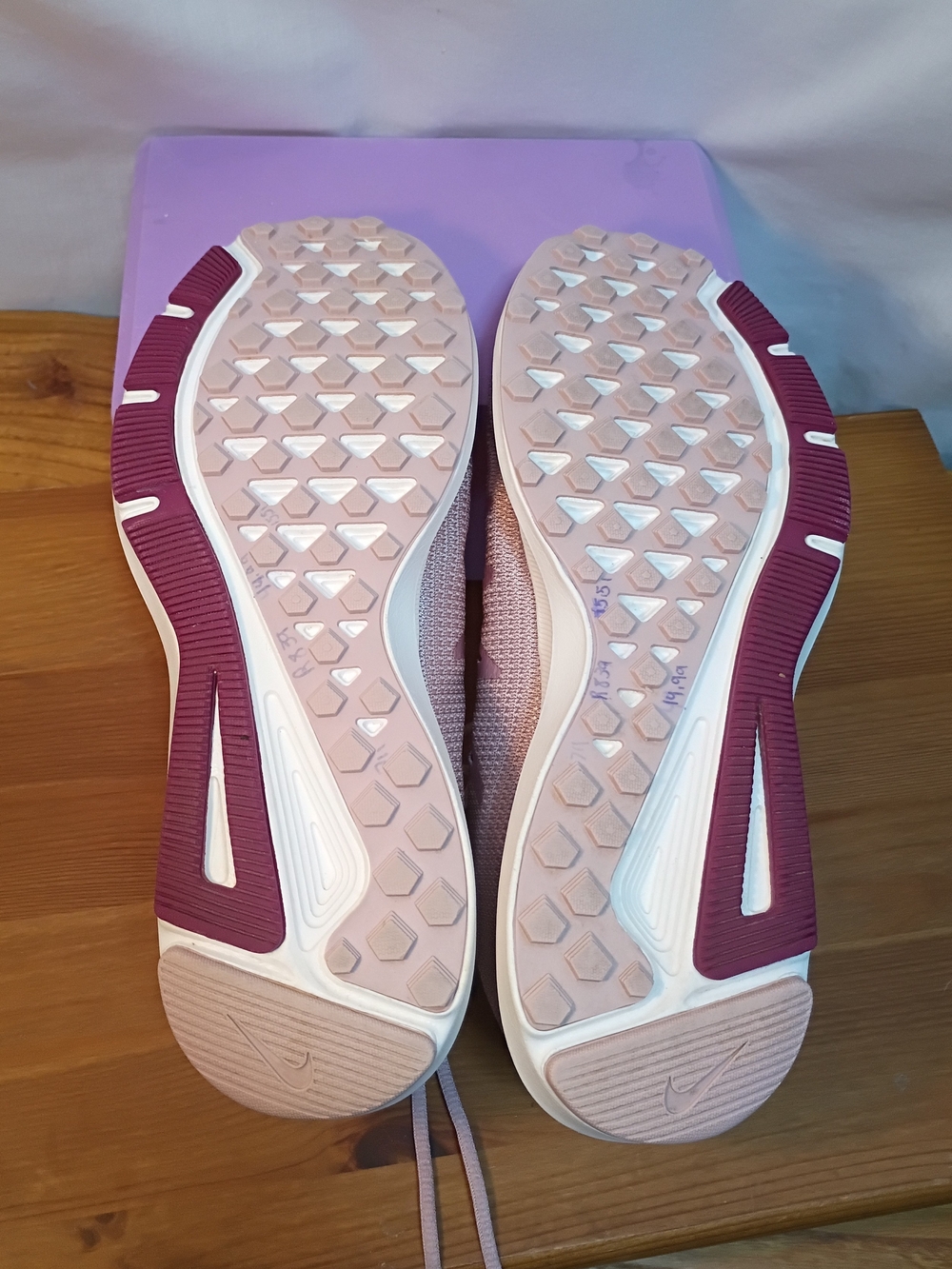 Nike Quest Running Shoes Plum Chalk/True Berry - Picture 5 of 5